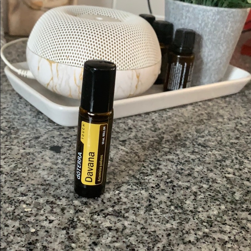 Davana doterra roll on